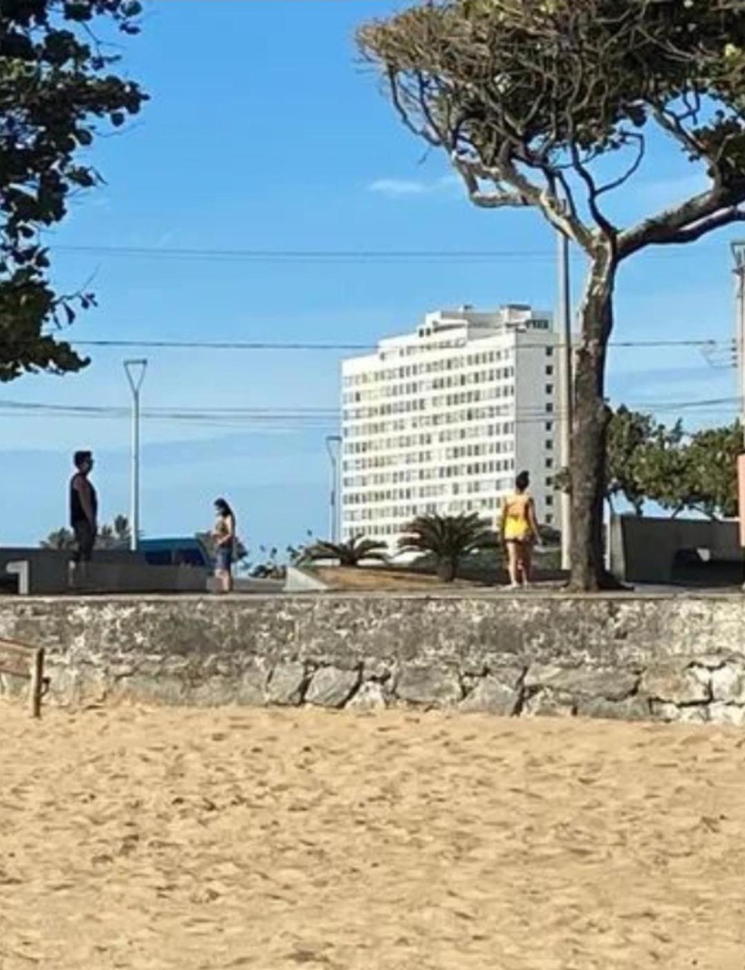 Guarapari Com Elevador, Reformado, Wi-Fi, Tv Com Smart, Vista E Estacionamentoアパートメント エクステリア 写真